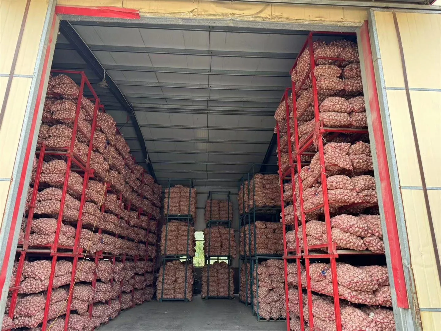 Хранящийся чеснок